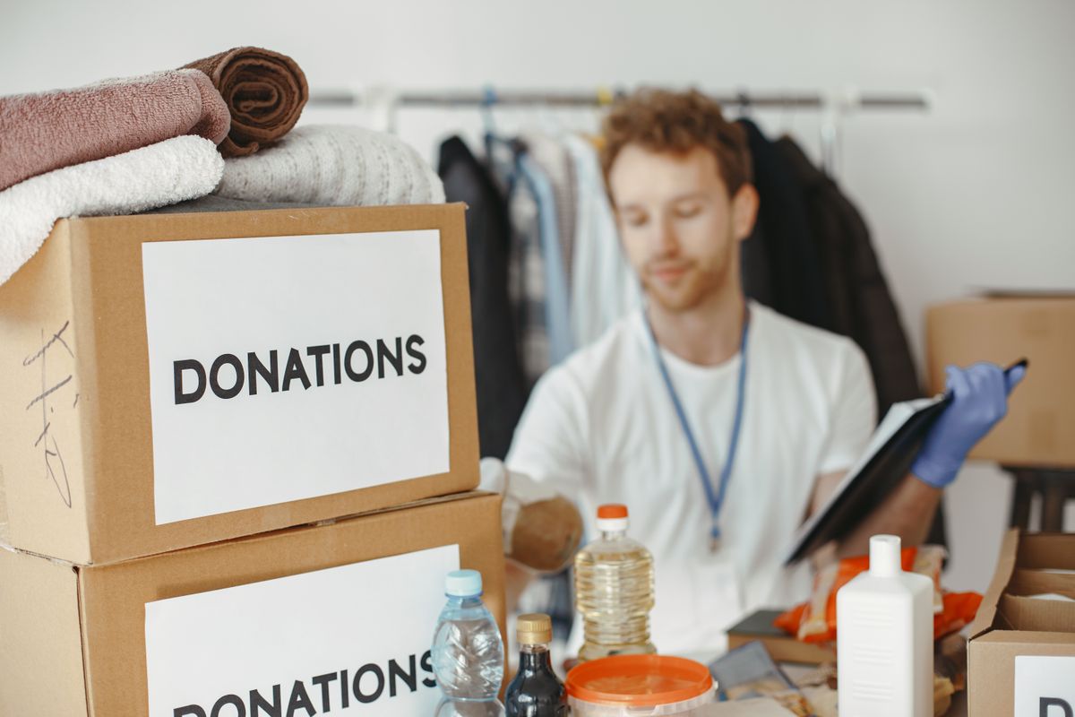 Organizing donation boxes
